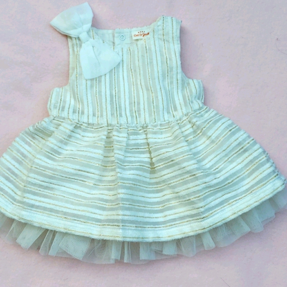 Cat & Jack cute gold and white bow dress